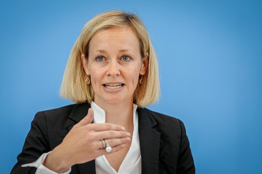 Die Bundesdatenschutzbeauftragte Louisa Specht-Riemenschneider
